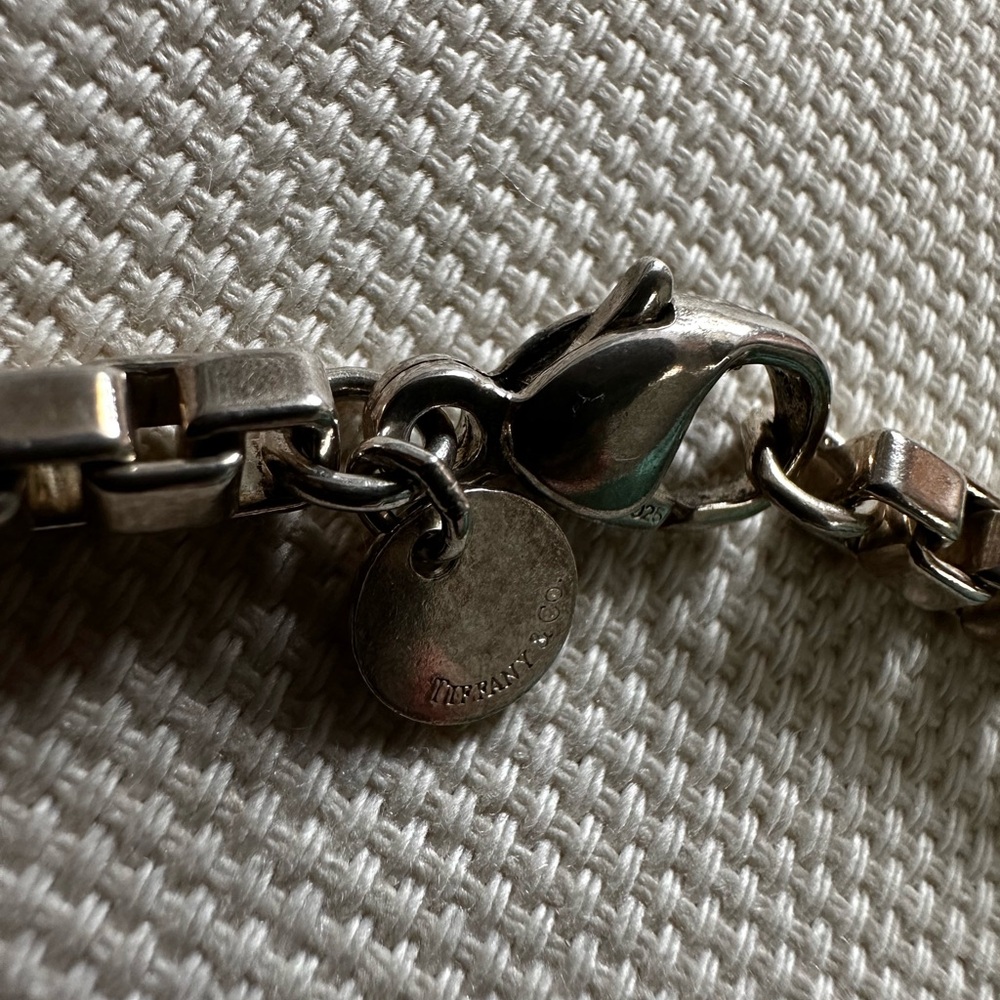 Tiffany & Co. Silver Venetian Box Chain Necklace with Pouch - Picture 4 of 4